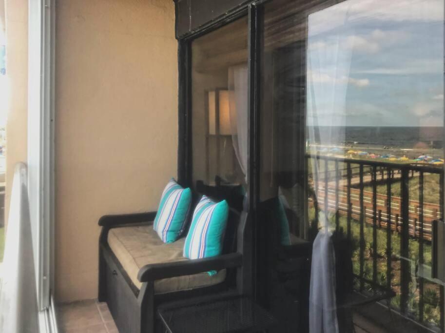 Oceanfront * Pool * Elevator * Boardwalk Apartment Каролина Бийч Екстериор снимка